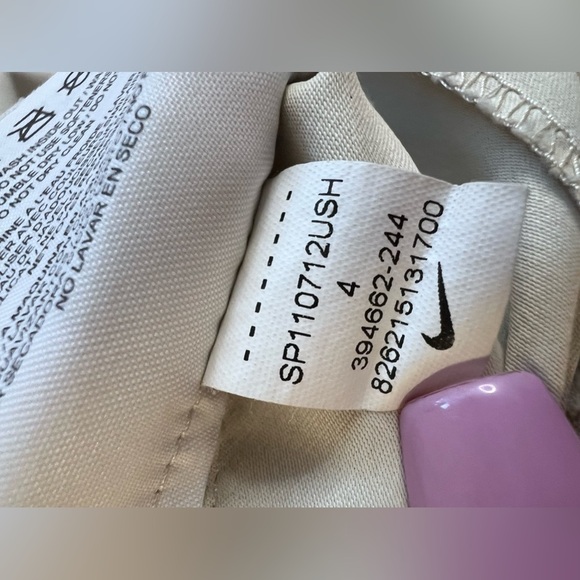 Nike Golf‎ Women's Dri-Fit 5" Shorts Size 4 Ivory With Pockets - Picture 8 of 9